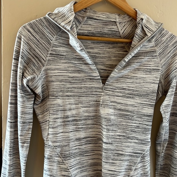 Lululemon Half Zip - Picture 2 of 9